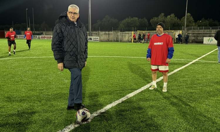 Grande serata al Bari Sporting Club di Loseto per l’inaugurazione del nuovo campo a 11. Calcio d’inizio affidato al Presidente Vito Tisci